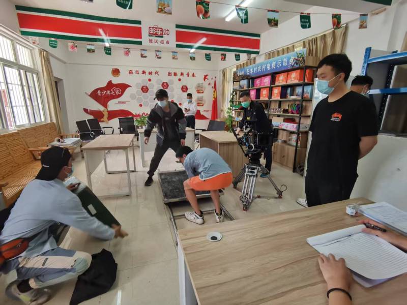 一支视频激活品牌生命力｜六合区产品视频拍摄公司的创意魔法秀